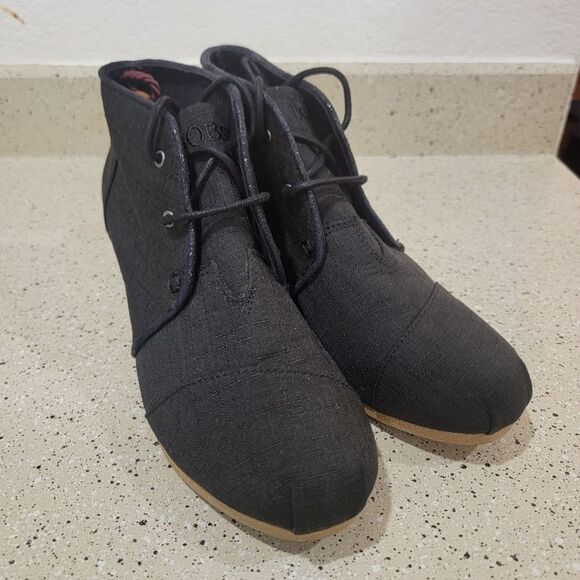 Bobs from Sketchers Black Canvas Wedge Bootie Size 9 - Picture 2 of 10